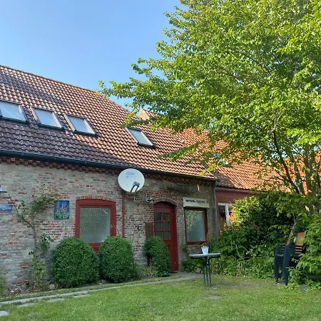 Skipper 6 Personen 3 Schlafzimmer Tierfrei Apartment Tating